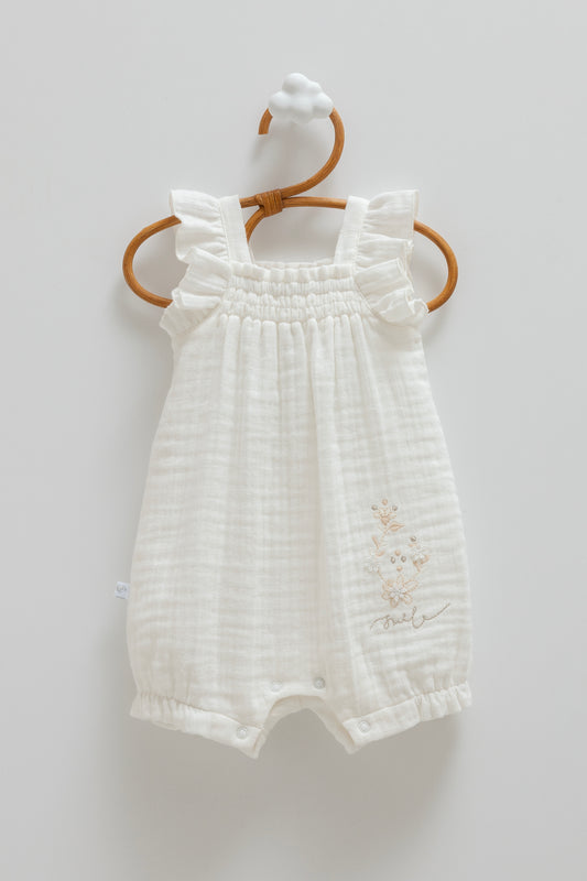 Fırfır Detaylı Müslin Bebek Tulumu Ekru | Pamukanne